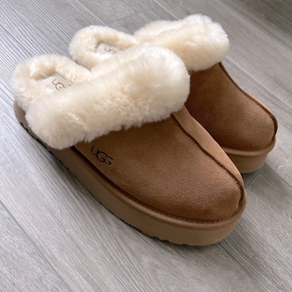 UGG Women's Disquette Slipper, Chestnut Sz 10